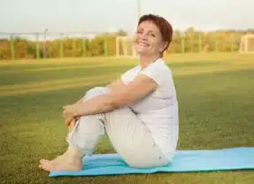 Comment commencer à faire de l’exercice sans crainte après 50 ans